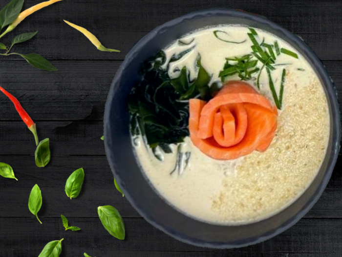 Сливочный суп с лососем